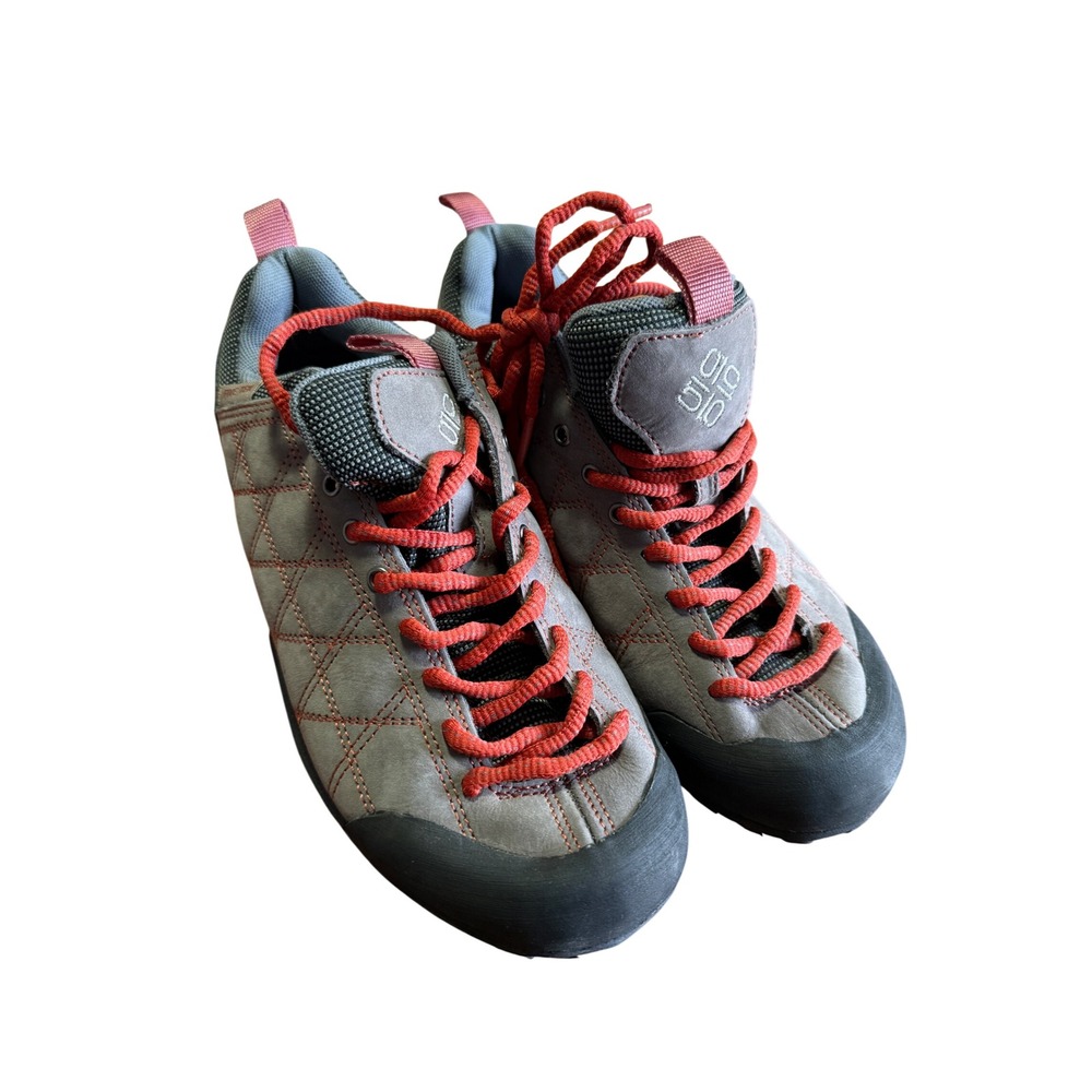 FIVE TEN 5.10 WOMEN Size 9.5 Tennie APPROACH SHOES STEALTH SOLES Gray Orange